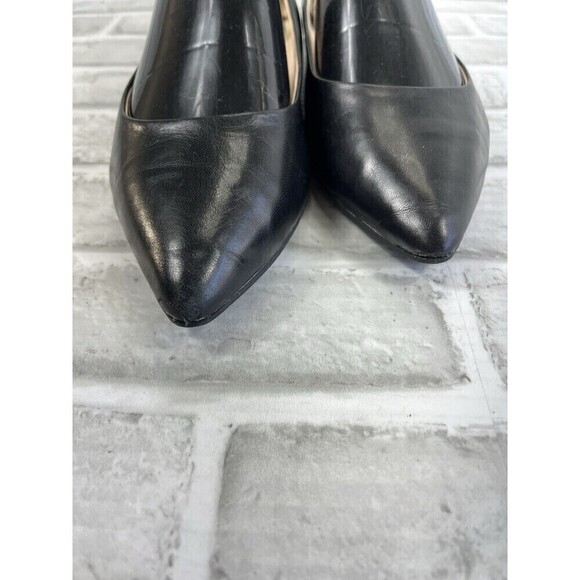 Nine West NWONLEE Women's Size 9.5 Black Leather Flat Pointed Toe Classic Shoes - Picture 4 of 12